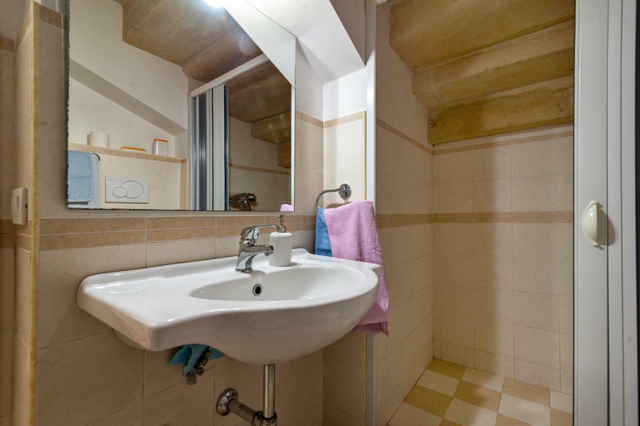 Dimora Dei Baroni Daire Lecce Dış mekan fotoğraf